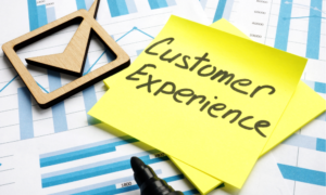 Experiência do Cliente como Estratégia de Negócio: quando CX deixa de ser métrica e passa a orientar a organização